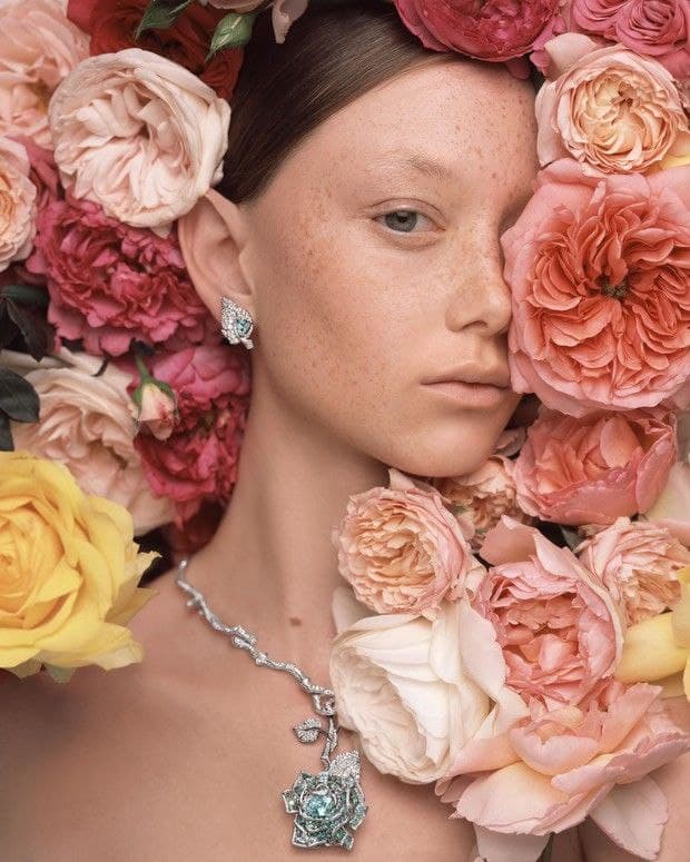 Фото: Новая коллекция высокого ювелирного искусства Dior вдохновлена розой