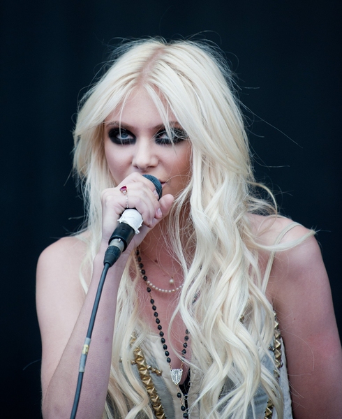 Riley Momsen