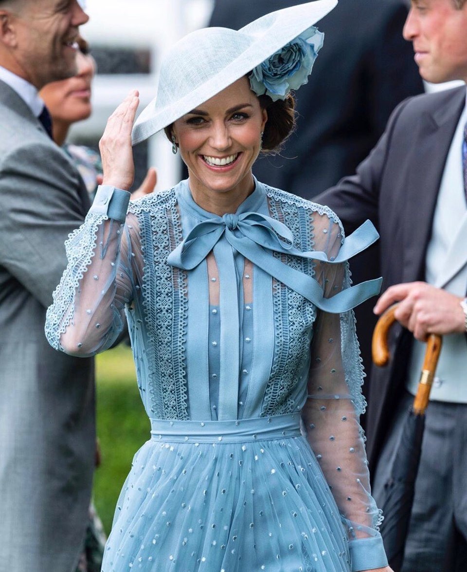 Kate Middleton Shoulders